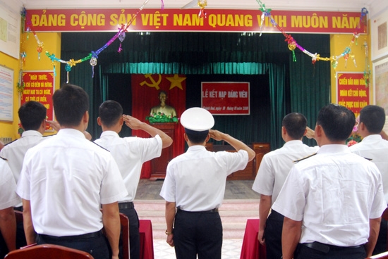 Kết nạp Đảng năm 2019 cần điều kiện gì?