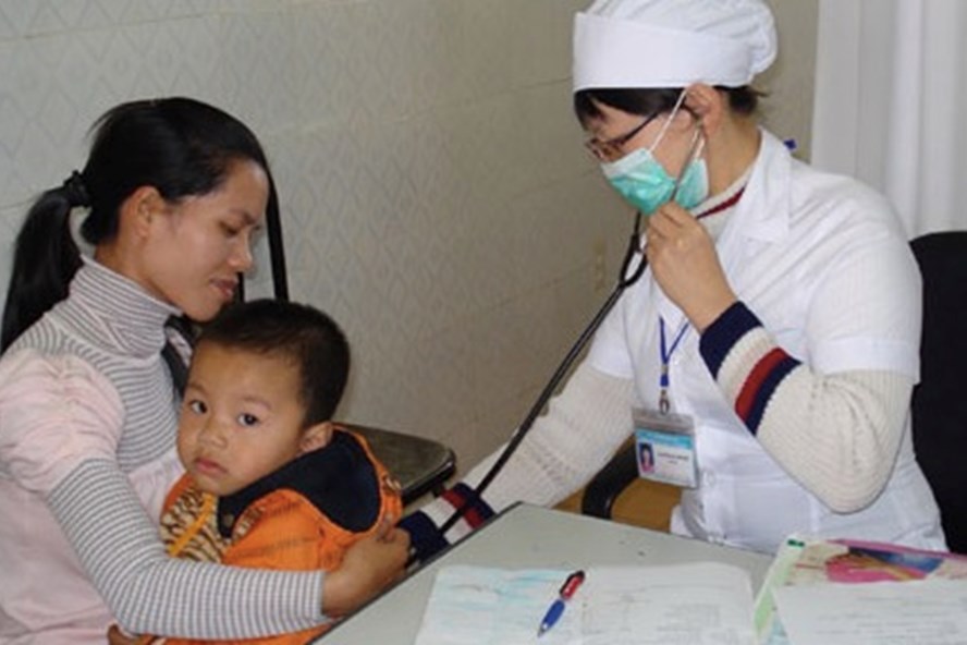 ​Khám chữa bệnh miễn phí cho trẻ dưới 6 tuổi không có BHYT